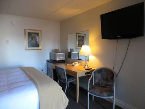 Imagen de la habitación del Hotel Eastglen Inn. Foto 9