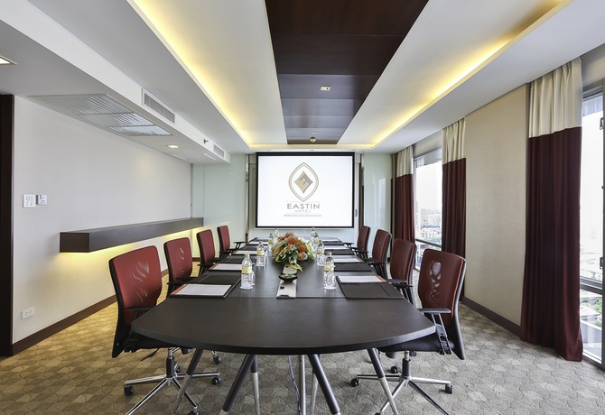 Imagen de los interiores del Hotel Eastin Makkasan Bangkok. Foto 21