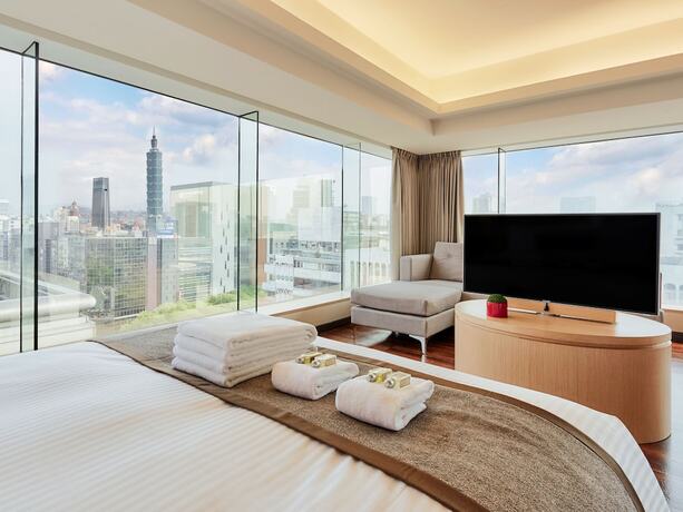 Imagen de la habitación del Hotel Eastin Taipei. Foto 19
