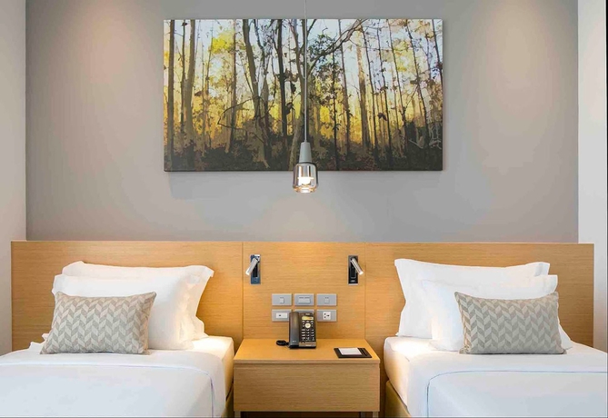 Imagen de la habitación del Hotel Eastin Thana City Golf Resort Bangkok. Foto 18