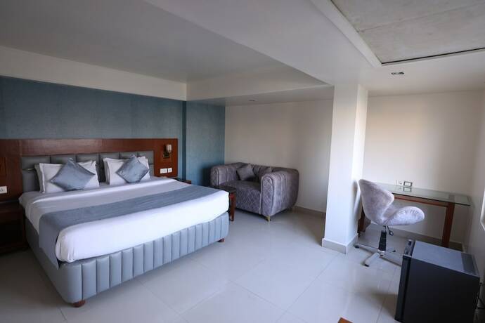 Imagen de la habitación del Hotel Eastins. Foto 12