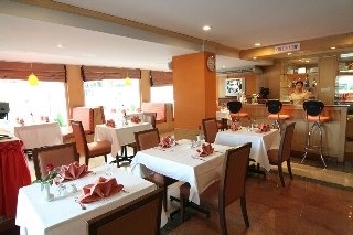 Imagen del bar/restaurante del Hotel Eastiny Bella Vista Hotel & Residence. Foto 7