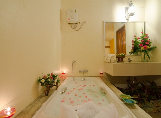 Imagen de los interiores del Hotel Eastiny Place Hotel Pattaya. Foto 8