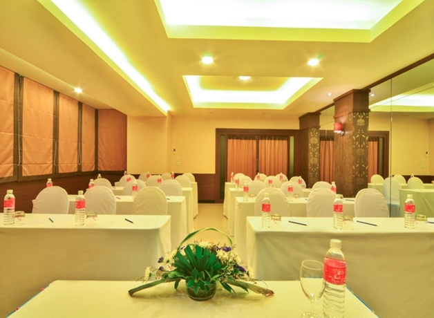 Imagen de los interiores del Hotel Eastiny Place Hotel Pattaya. Foto 11
