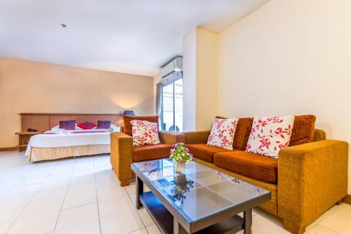 Imagen de la habitación del Hotel Eastiny Plaza. Foto 9