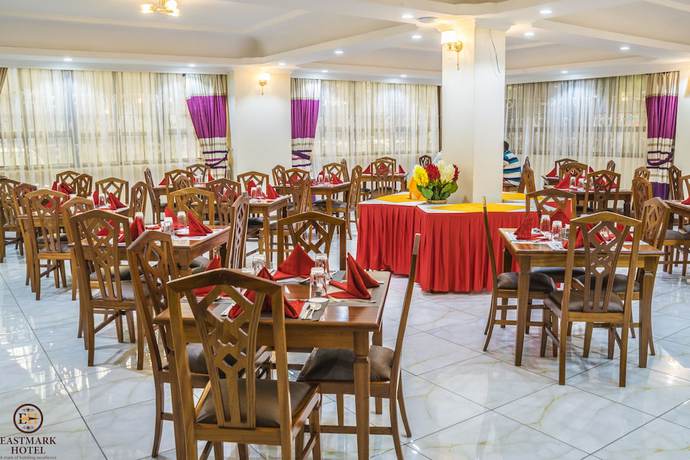 Imagen del bar/restaurante del Hotel Eastmark. Foto 4