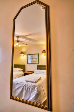 Imagen general del Hotel Easton Guest House. Foto 8