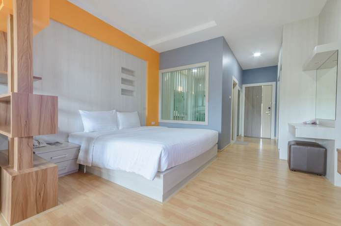 Imagen de la habitación del Hotel Eastpana, Si Racha. Foto 13