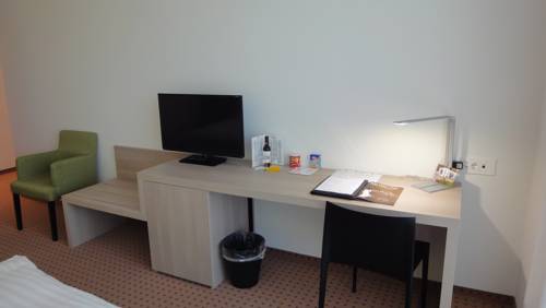 Imagen de la habitación del Hotel Eastside. Foto 7