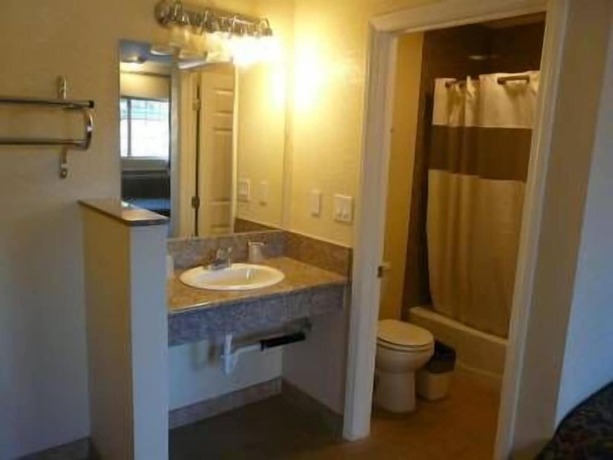 Imagen de la habitación del Hotel Eastsider Motel. Foto 10