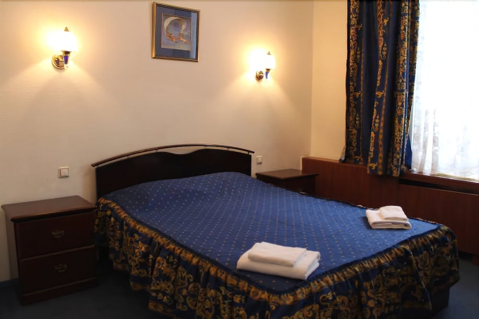 Imagen de la habitación del Hotel East-west. Foto 10