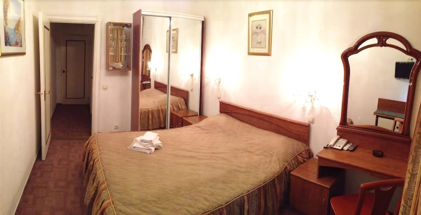 Imagen de la habitación del Hotel East-west. Foto 12