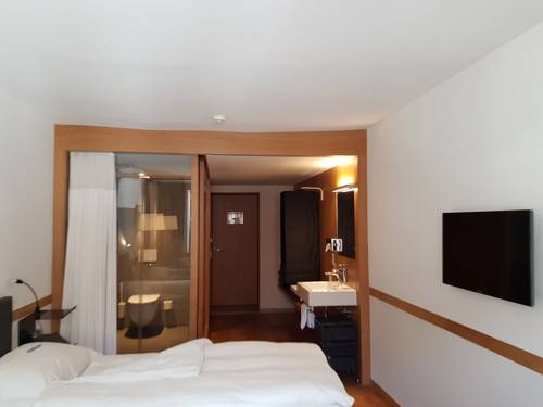 Imagen de la habitación del Hotel East-west Riverside. Foto 8