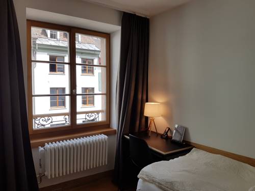 Imagen de la habitación del Hotel East-west Riverside. Foto 12