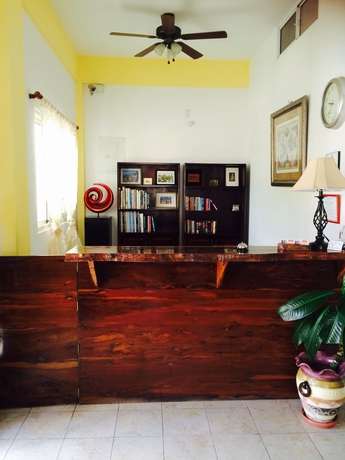 Imagen de los interiores del Hotel Easy Inn. Foto 14