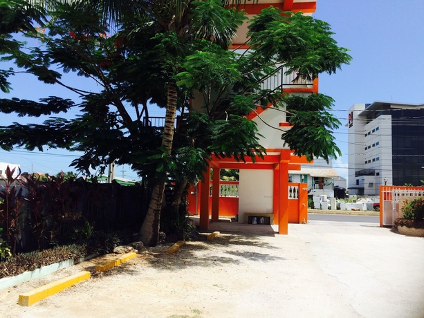 Imagen de los exteriores del Hotel Easy Inn. Foto 12