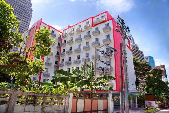Imagen de los exteriores del Hotel Easy Planet Bangkok Asoke. Foto 7