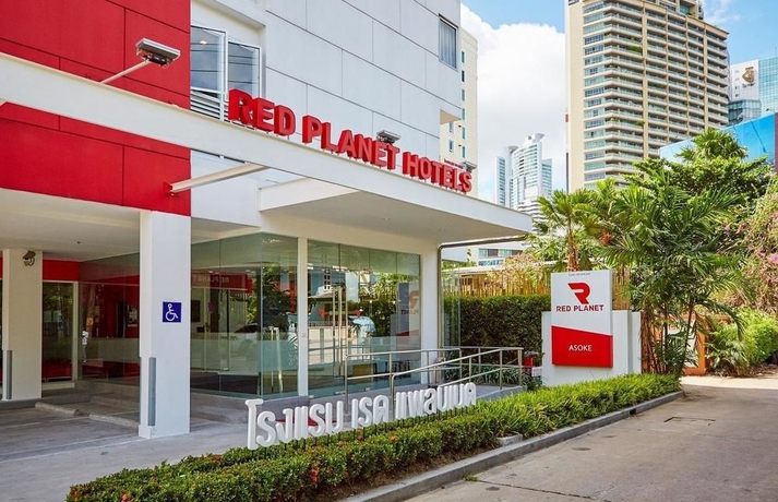 Imagen de los exteriores del Hotel Easy Planet Bangkok Asoke. Foto 8