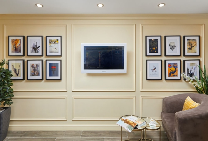 Imagen de los interiores del Hotel Easy Room. Foto 18