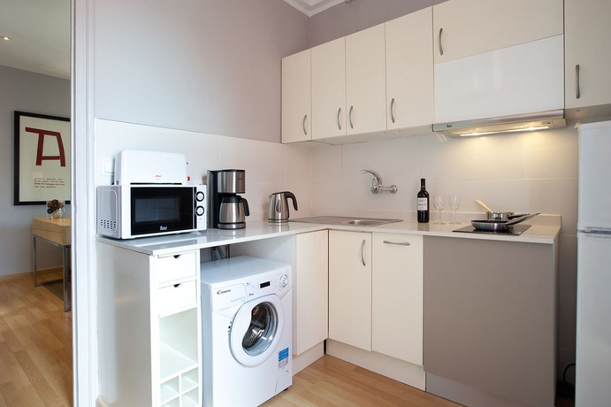 Imagen de la habitación del Hotel Easy Sleep Eixample. Foto 8