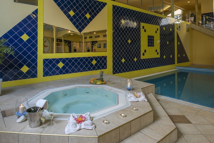 Imagen de la piscina del Hotel Easy Star, Praga. Foto 19