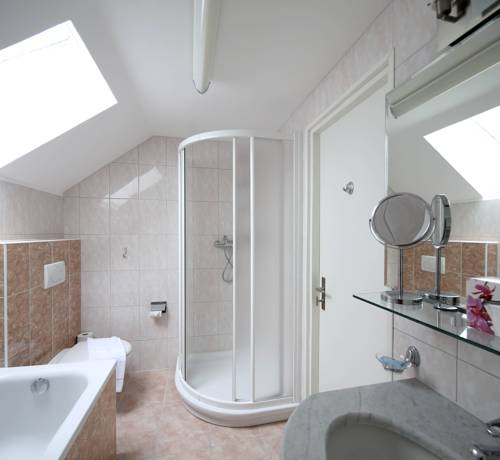 Imagen de la habitación del Hotel Easy Stay By La Perla. Foto 7
