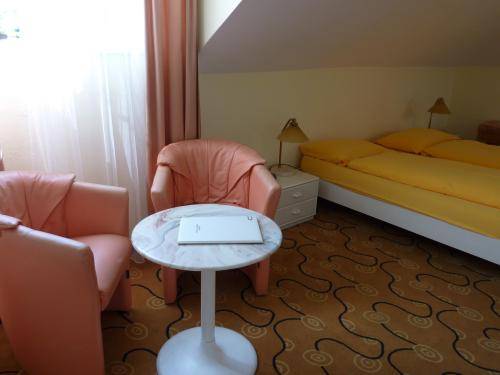 Imagen de la habitación del Hotel Easy Stay By La Perla. Foto 13
