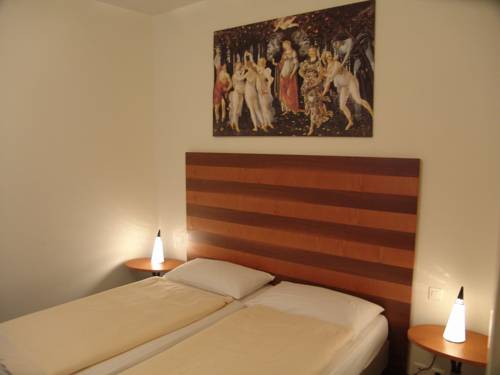Imagen de la habitación del Hotel Easy Stay By La Perla. Foto 16