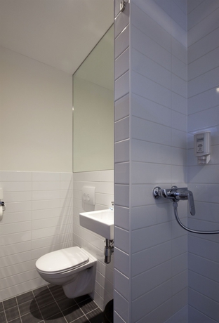 Imagen de la habitación del Hotel Easyhotel Amsterdam City Centre South. Foto 11