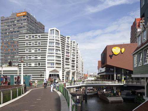 Imagen de la habitación del Hotel Easyhotel Amsterdam Zaandam. Foto 2