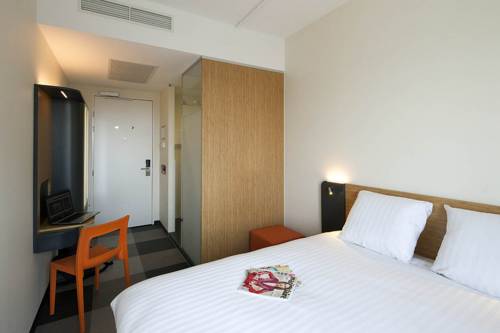 Imagen de la habitación del Hotel Easyhotel Amsterdam Zaandam. Foto 7