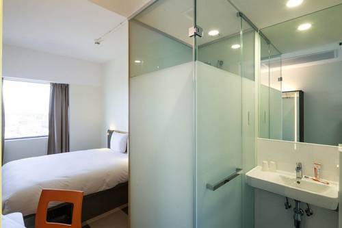 Imagen de la habitación del Hotel Easyhotel Amsterdam Zaandam. Foto 15