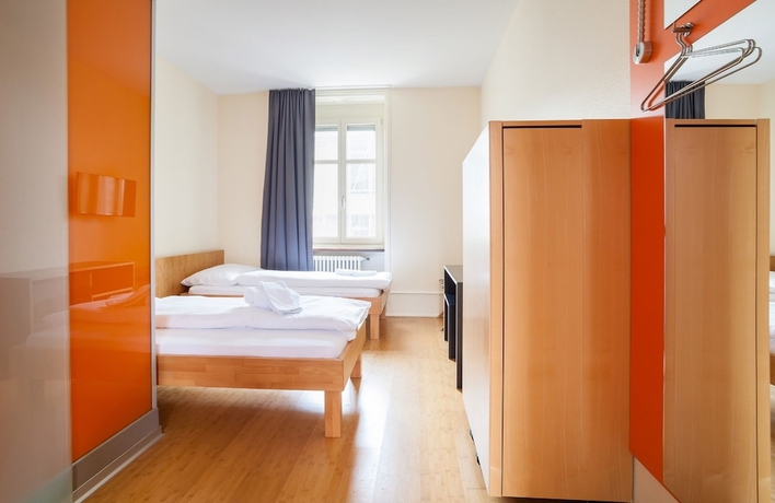 Imagen de la habitación del Hotel Easyhotel Basel City - Contactless Self Check-in. Foto 15