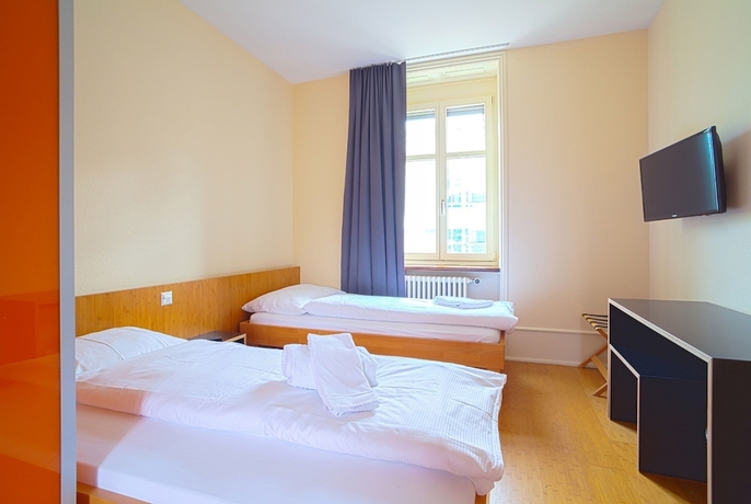 Imagen de la habitación del Hotel Easyhotel Basel - Contactless Self Check-in. Foto 11