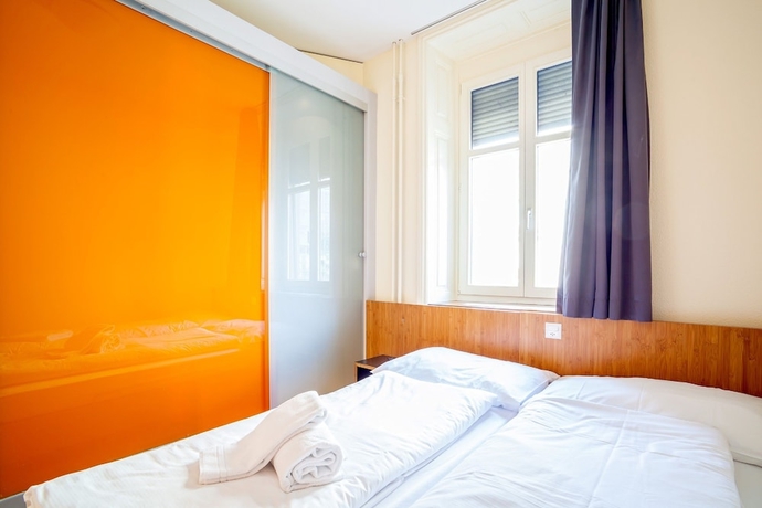Imagen de la habitación del Hotel Easyhotel Basel - Contactless Self Check-in. Foto 12