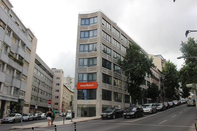 Imagen de los exteriores del Hotel Easyhotel Lisbon. Foto 7