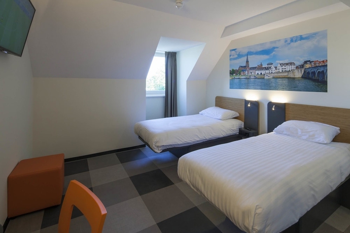 Imagen de la habitación del Hotel Easyhotel Maastricht City Centre. Foto 8