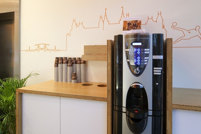 Imagen de los interiores del Hotel Easyhotel Maastricht City Centre. Foto 17