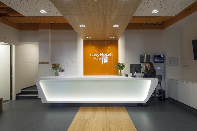Imagen de los interiores del Hotel Easyhotel Maastricht City Centre. Foto 18
