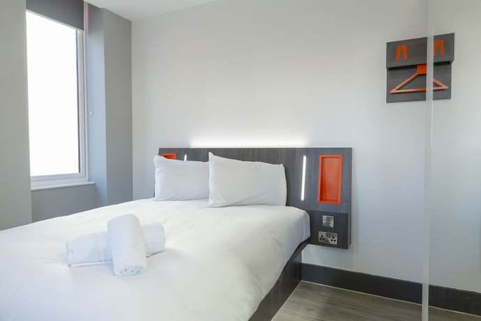 Imagen de la habitación del Hotel Easyhotel Reading. Foto 4