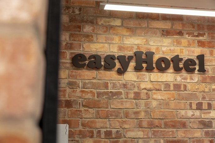 Imagen de los interiores del Hotel Easyhotel Reading. Foto 16
