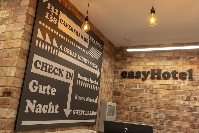 Imagen de los interiores del Hotel Easyhotel Reading. Foto 17