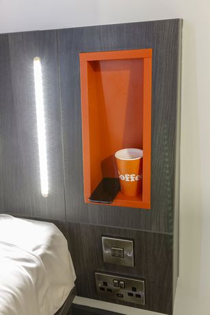 Imagen de la habitación del Hotel Easyhotel Reading. Foto 9