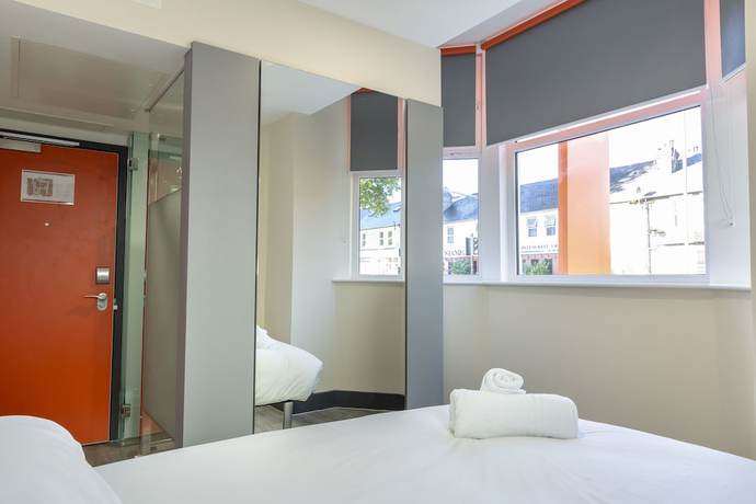 Imagen de la habitación del Hotel Easyhotel Reading. Foto 14