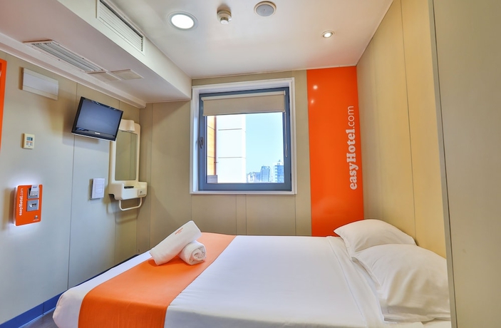 Imagen de la habitación del Hotel Easyhotel Sofia. Foto 14