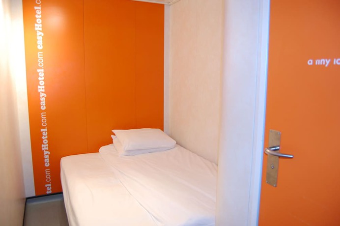 Imagen de la habitación del Hotel Easyhotel South Kensington. Foto 2