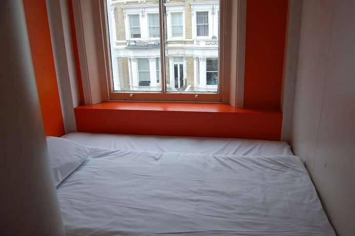 Imagen de la habitación del Hotel Easyhotel South Kensington. Foto 6
