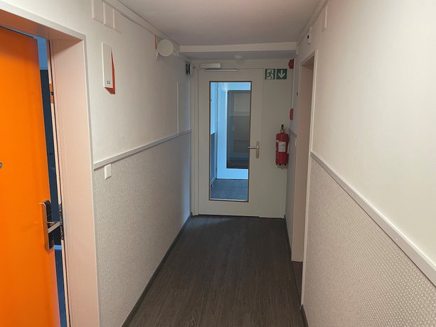 Imagen de los interiores del Hotel Easyhotel Zürich Limmatplatz. Foto 9