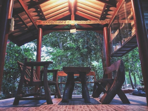 Imagen de los interiores del Hotel Eaustay. Foto 18