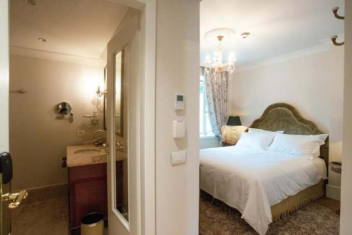 Imagen de la habitación del Hotel Ebel Boutique. Foto 6